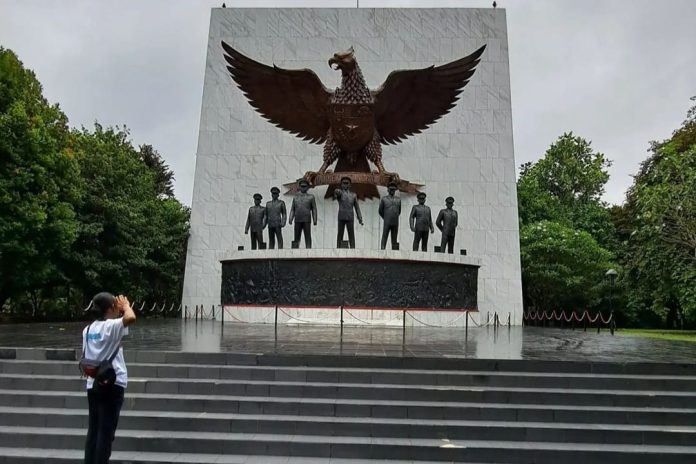 Patung tujuh jenderal pahlawan revolusi G30S PKI. Sumber. Dok: Ig @fajar_gk2