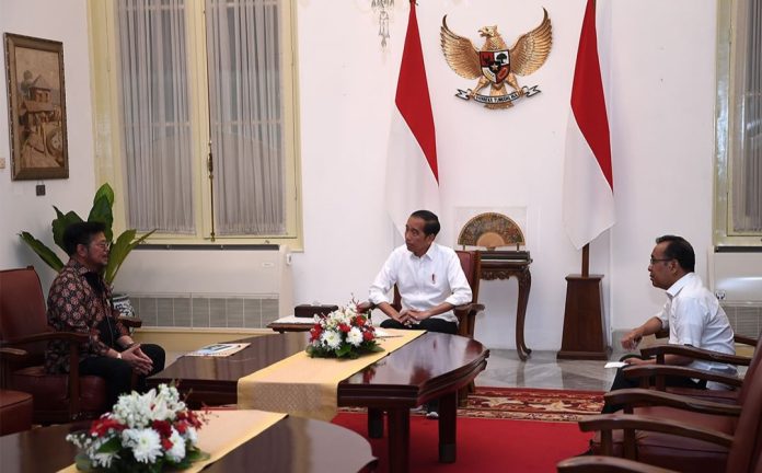 Suasana pertemuan mantan Mentan SYL dengan Presiden Jokowi, yang didampingi Mensesneg Pratikno. Sumber: dok. Ist.